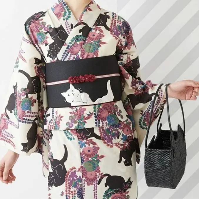 Traditioneller japanischer Kim – Japanese Women Formal Wear Bewertung und Preis
